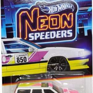 Hot Wheels Volvo 850 Estate (neon)